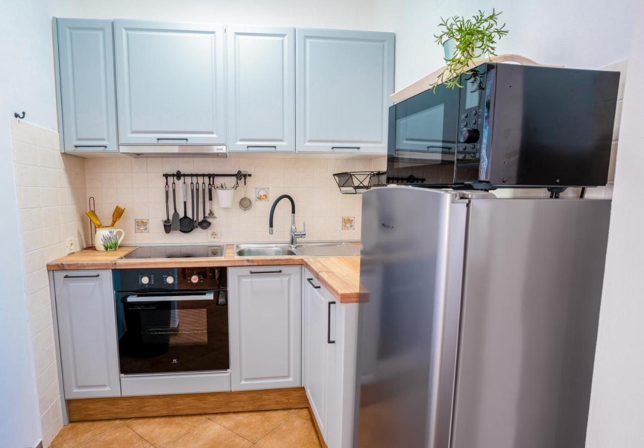 Lavanda Apartments & Room Sveti Lovreč Pazenatički Εξωτερικό φωτογραφία