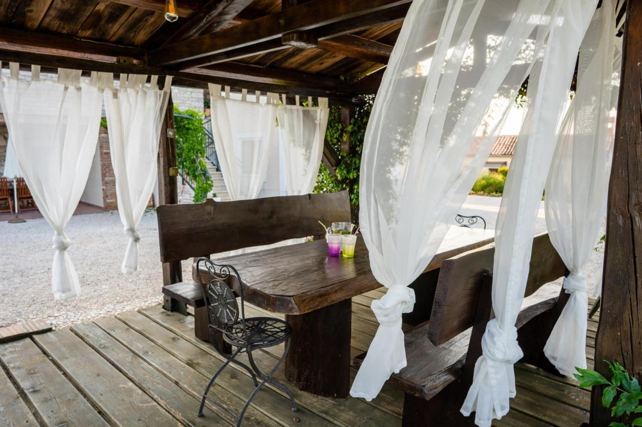 Lavanda Apartments & Room Sveti Lovreč Pazenatički Εξωτερικό φωτογραφία