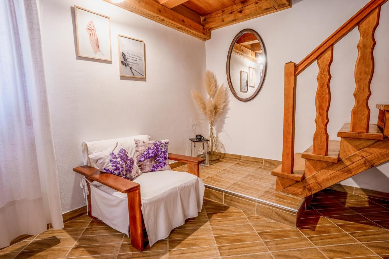 Lavanda Apartments & Room Sveti Lovreč Pazenatički Εξωτερικό φωτογραφία